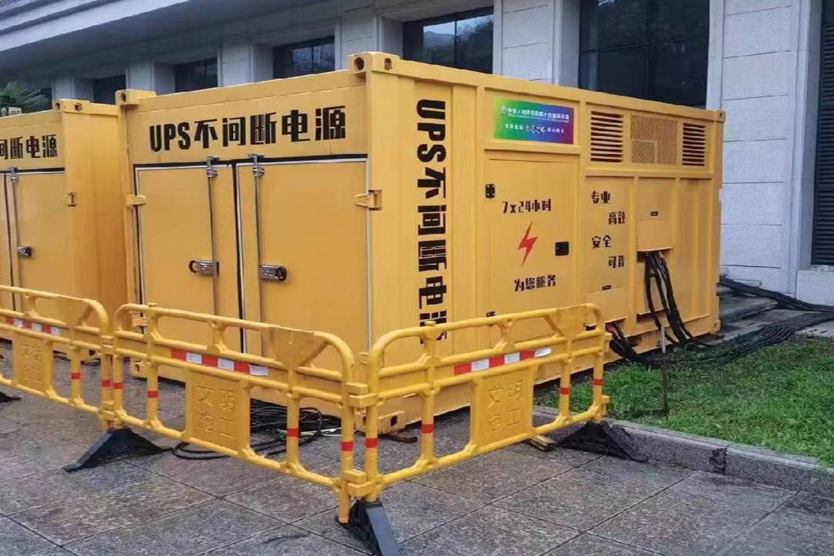 铜仁发电机租赁施工现场